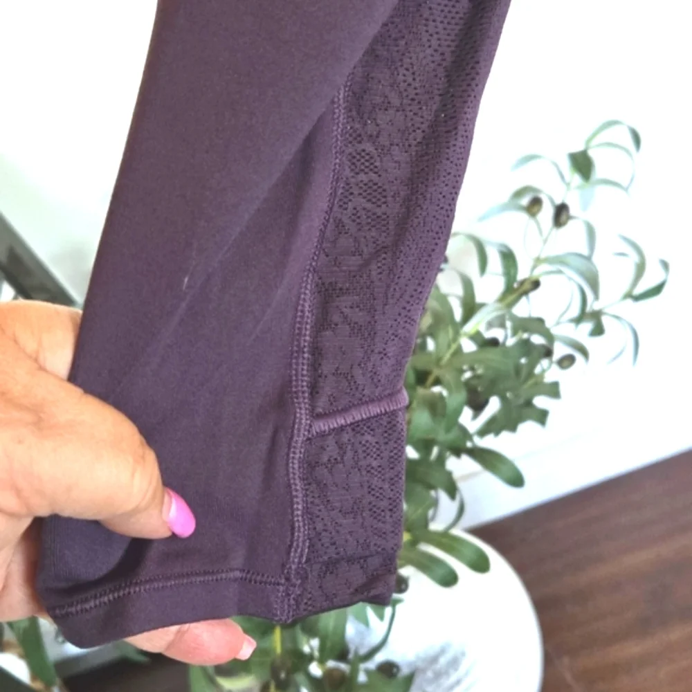 🏷️ Athleta Shanti Lace Top Deep Crocus Violet Longsleeve 3X - Picture 5 of 11